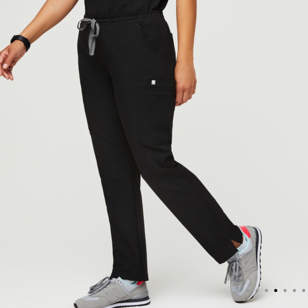 Figs Yola Scrub Pants black